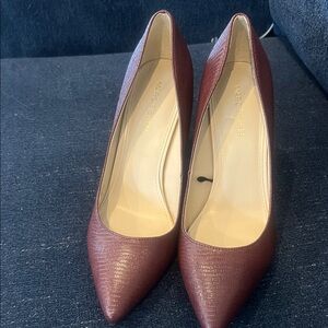 Marc Fisher Women's Burgundy Heels